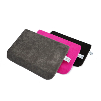 Grijs functioneel ergonomisch zitkussen van polyester voor zitten en ondersteuning van een goede houding